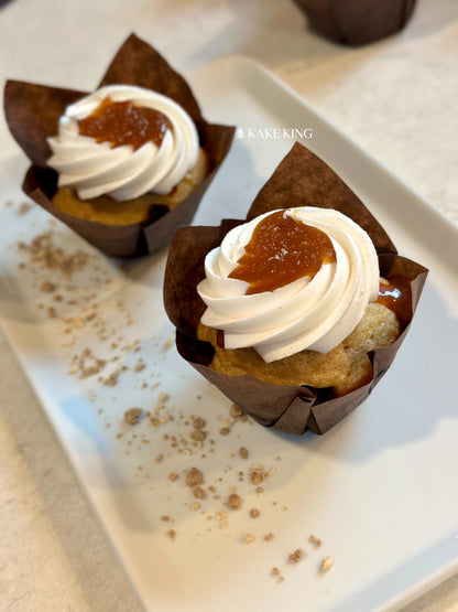 Salted Caramel Cupcakes (12)
